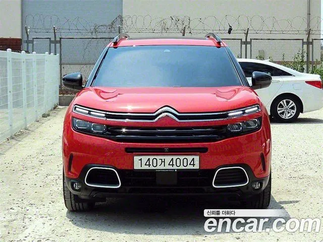 Citroen C5 Aircross — пример автомобиля с корейского рынка; комплектация выбранного объявления может отличаться
