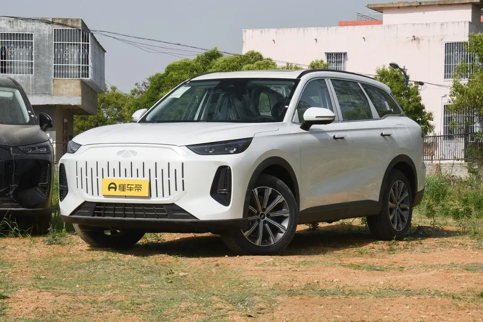 Chery Fulwin T9 — пример автомобиля с китайского рынка; комплектация выбранного объявления может отличаться