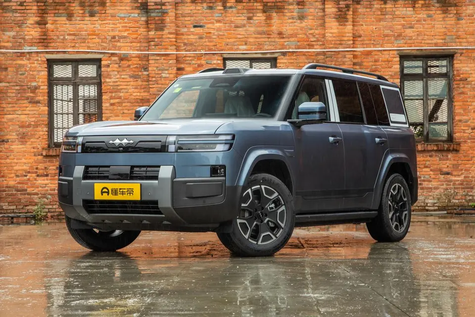 BYD Leopard (Fangchengbao) Titan 7 EV — пример автомобиля с китайского рынка; комплектация выбранного объявления может отличаться