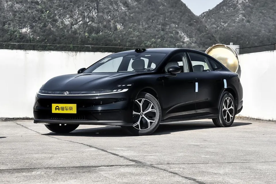 Changan Qiyuan A06 — пример автомобиля с китайского рынка; комплектация выбранного объявления может отличаться