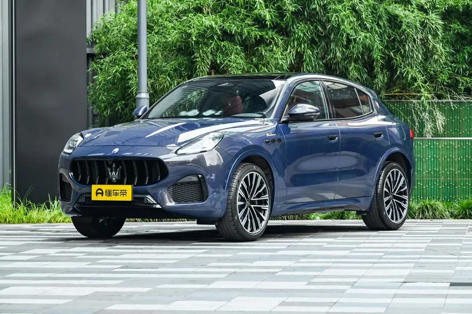 Maserati Grecale — пример автомобиля с китайского рынка; комплектация выбранного объявления может отличаться