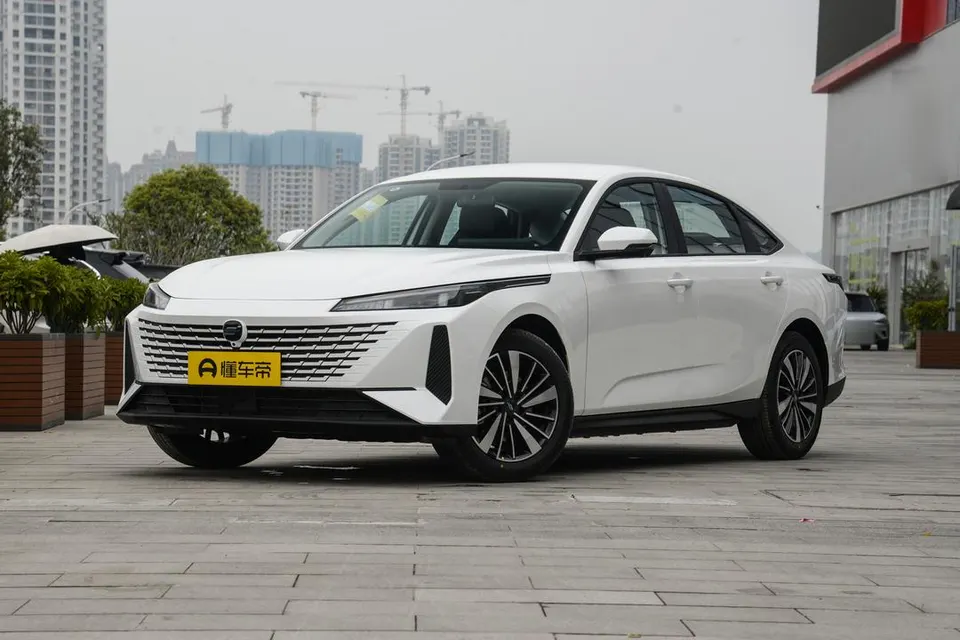 Changan Oshan 520 — пример автомобиля с китайского рынка; комплектация выбранного объявления может отличаться