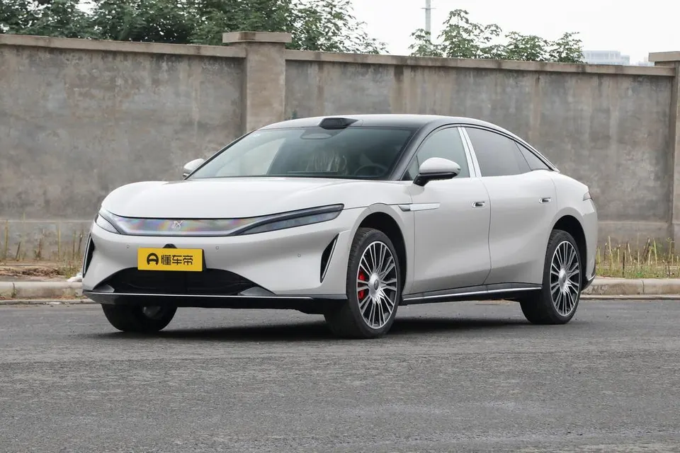 BYD Dahan EV — пример автомобиля с китайского рынка; комплектация выбранного объявления может отличаться