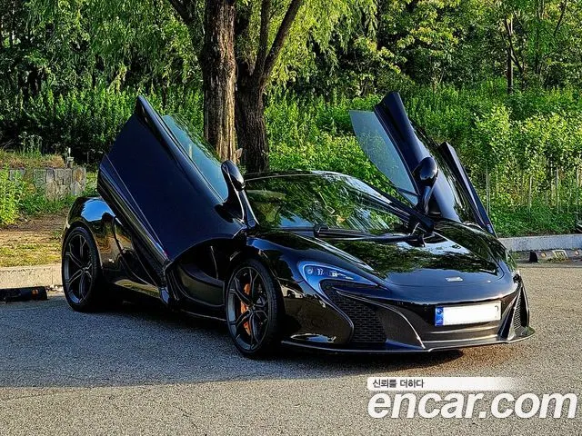 McLaren 650S — пример автомобиля с корейского рынка; комплектация выбранного объявления может отличаться
