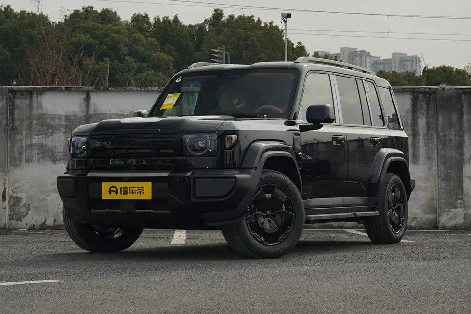 iCAR V27 — пример автомобиля с китайского рынка; комплектация выбранного объявления может отличаться
