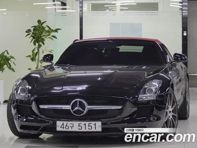 Mercedes-Benz SLS AMG — пример автомобиля с корейского рынка; комплектация выбранного объявления может отличаться