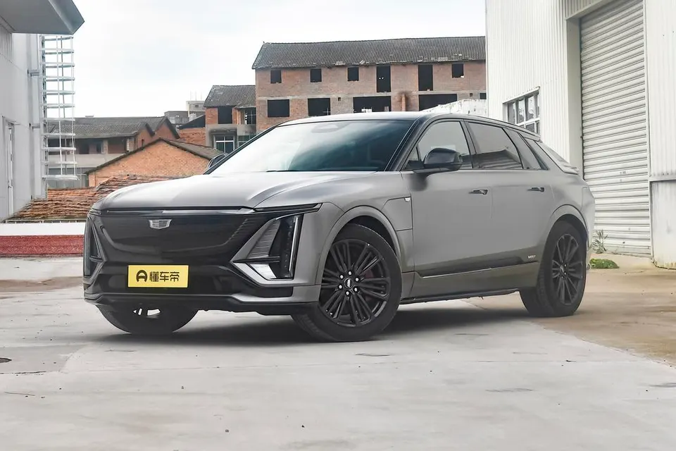 Cadillac Optiq — пример автомобиля с китайского рынка; комплектация выбранного объявления может отличаться