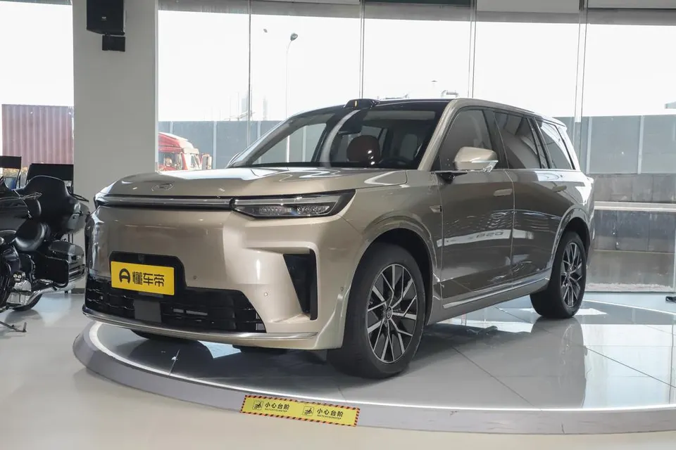 GAC Trumpchi Xiangwang S9 — пример автомобиля с китайского рынка; комплектация выбранного объявления может отличаться