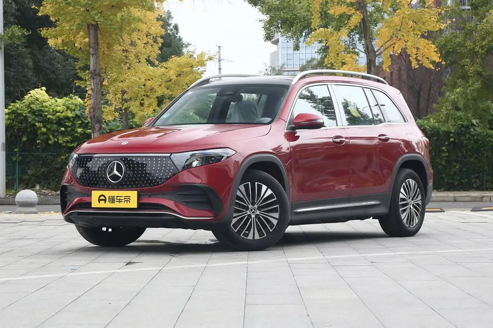 Mercedes-Benz EQB — пример автомобиля с китайского рынка; комплектация выбранного объявления может отличаться