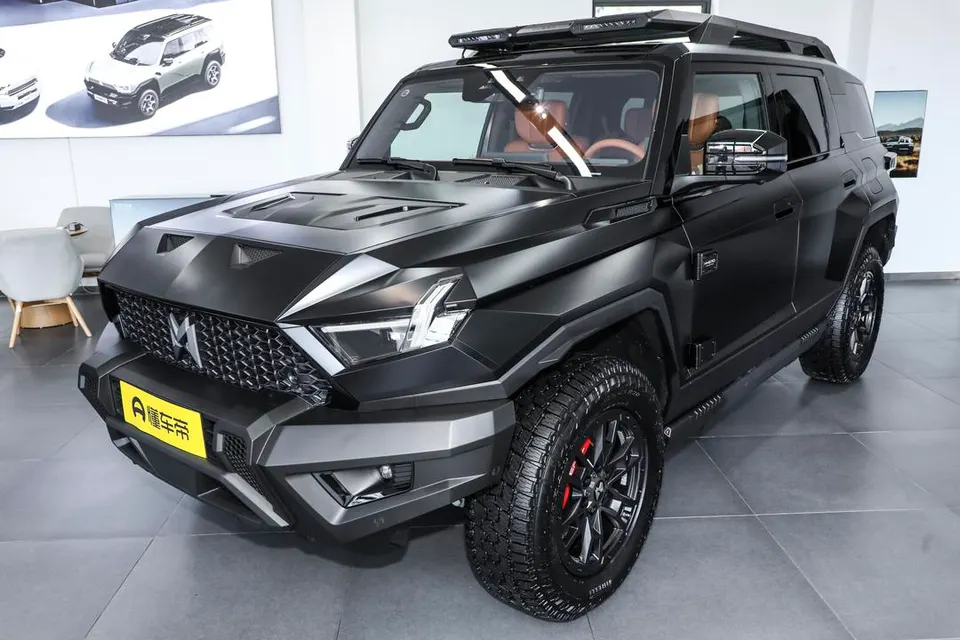 Dongfeng M-Hero 917 — пример автомобиля с китайского рынка; комплектация выбранного объявления может отличаться