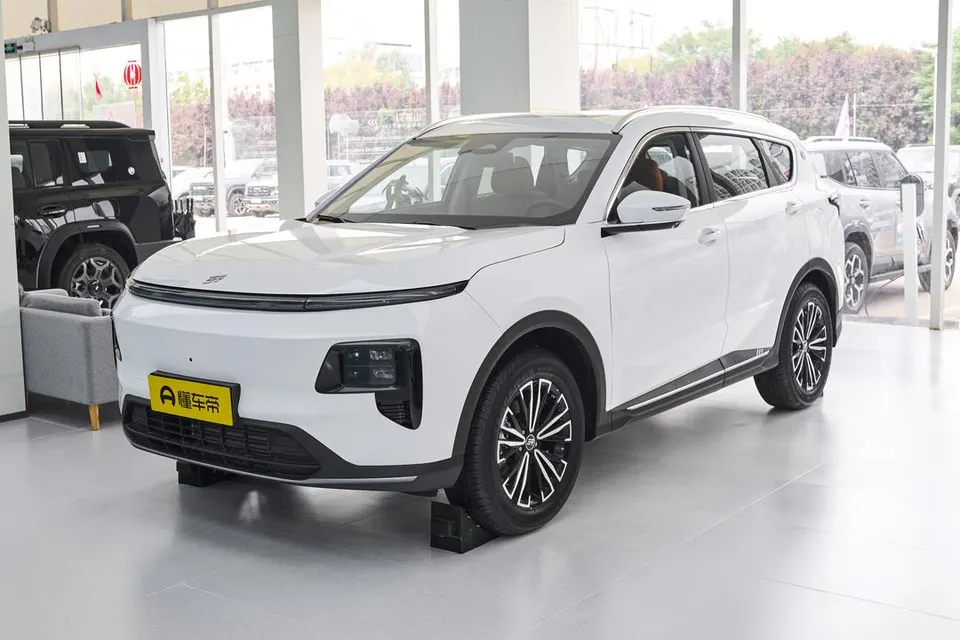 Jetour Shanhai L7 — пример автомобиля с китайского рынка; комплектация выбранного объявления может отличаться