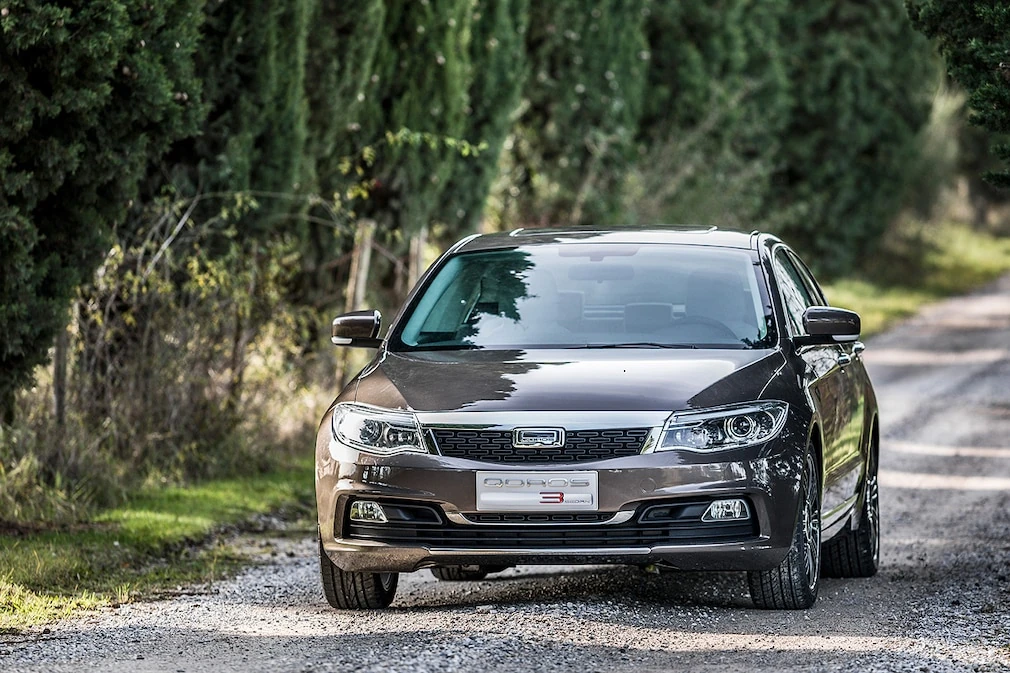 Qoros 3