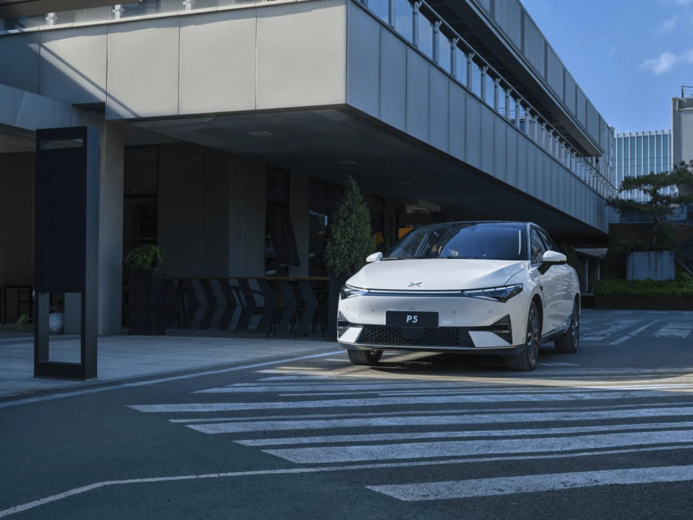 XPeng P5